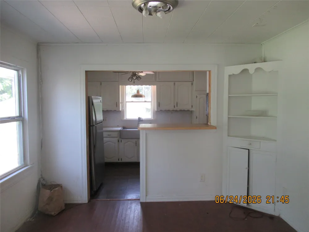 201 E Dallas Street Hutchins, TX 75141