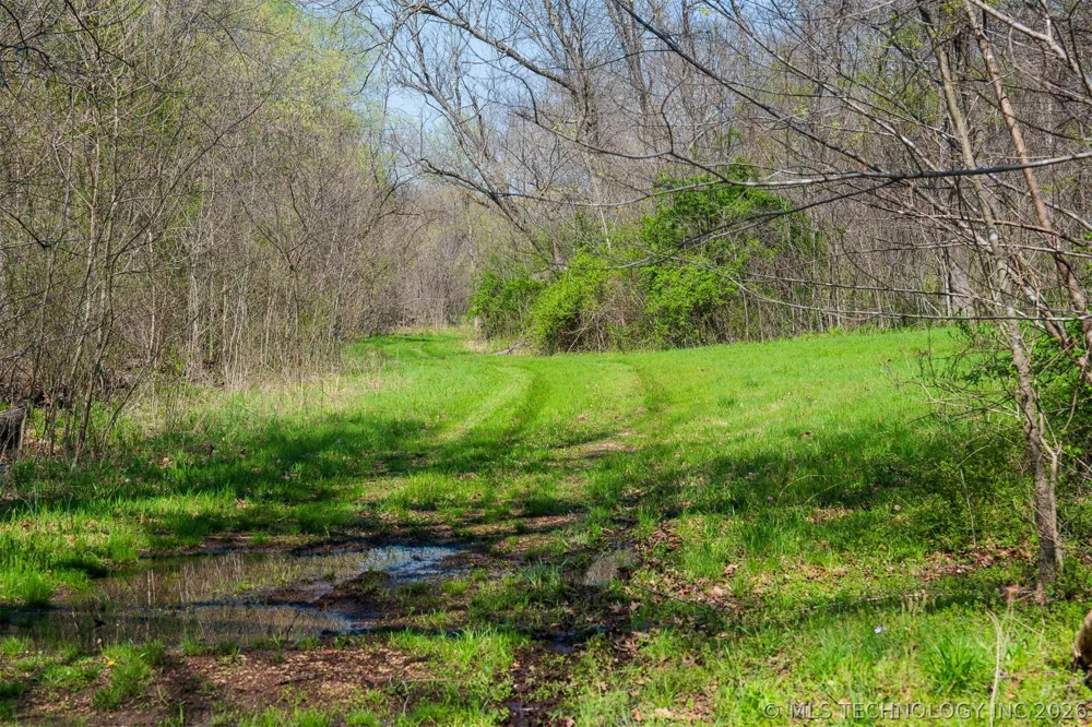 8 S 4530 ROAD Eucha, OK 74342