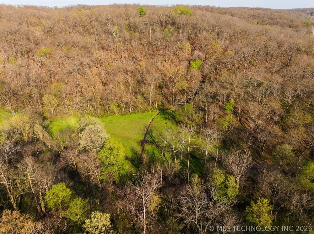 8 S 4530 ROAD Eucha, OK 74342