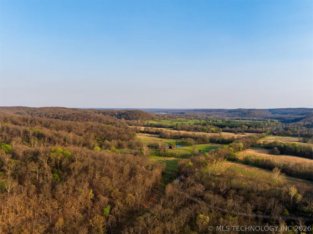 8 S 4530 ROAD Eucha, OK 74342