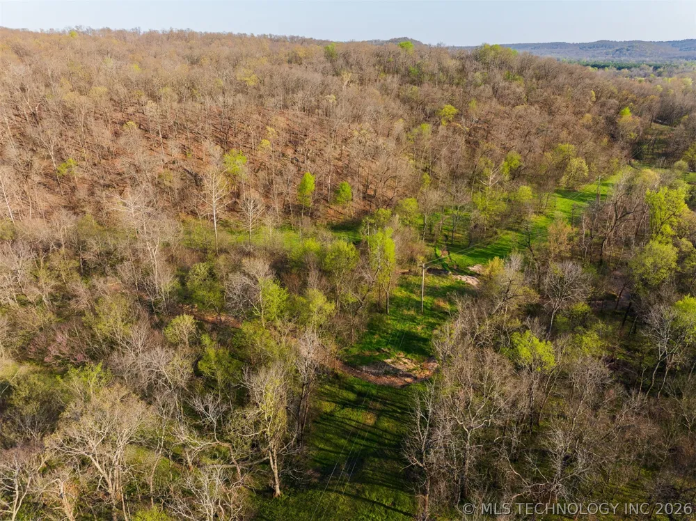 8 S 4530 ROAD Eucha, OK 74342