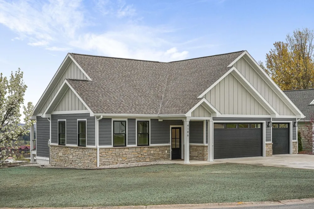 4186 Aquila Court Garfield Charter Township, MI 49684