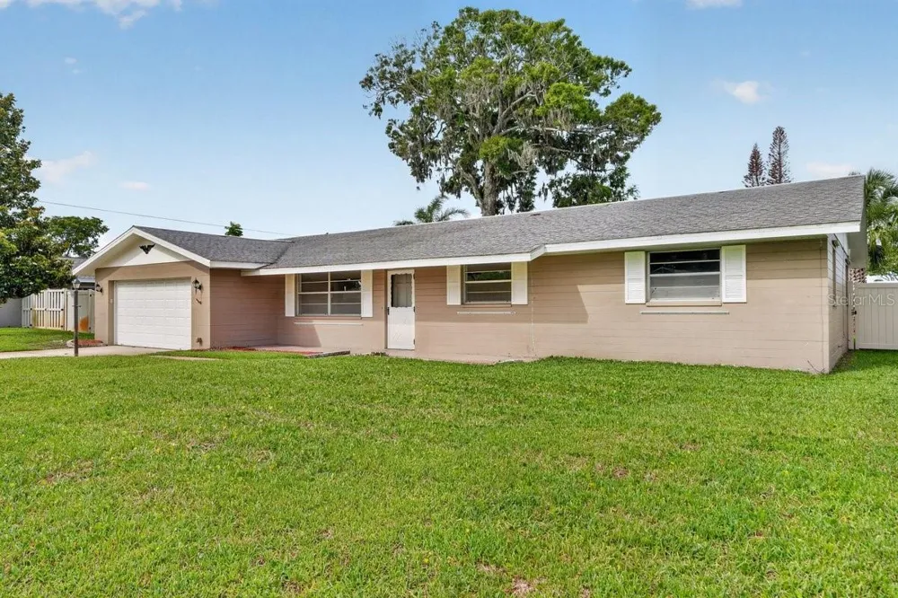 2342 CITRUS AVENUE South Daytona, FL 32119