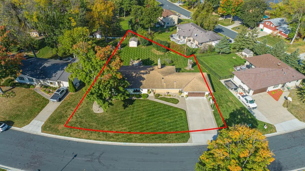808 Hillcrest Drive Montgomery, MN 56069
