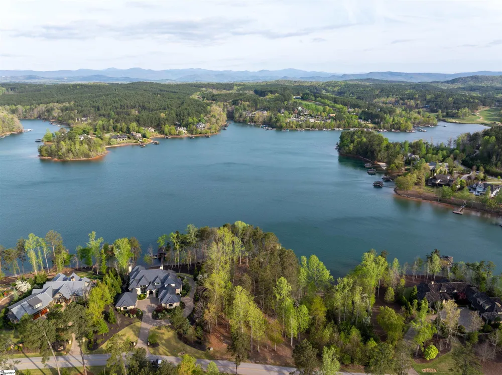 390 Peninsula Ridge Sunset, SC 29685