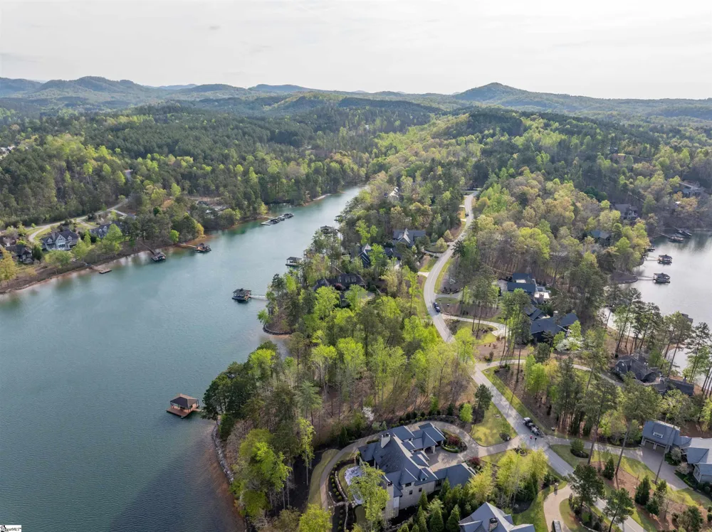 390 Peninsula Ridge Sunset, SC 29685