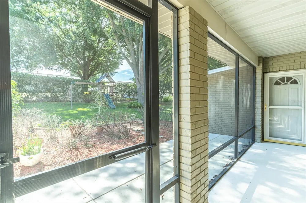 715 S LAKESIDE TERRACE Eagle Lake, FL 33839