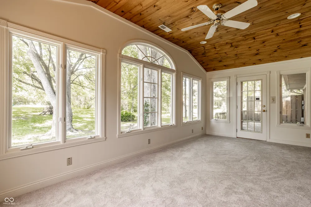 8530 Washington Boulevard Indianapolis, IN 46240