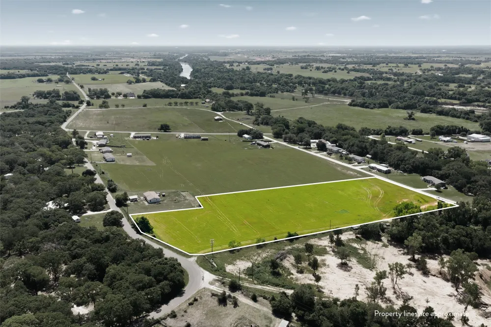 River Road Gholson, TX 76705
