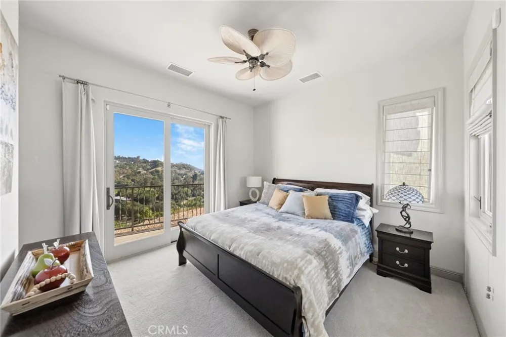 27050 Via Vanessa Temecula, CA 92590