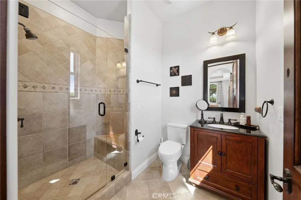 27050 Via Vanessa Temecula, CA 92590