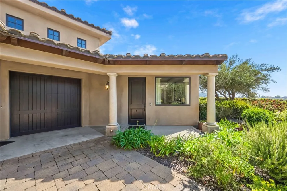 27050 Via Vanessa Temecula, CA 92590