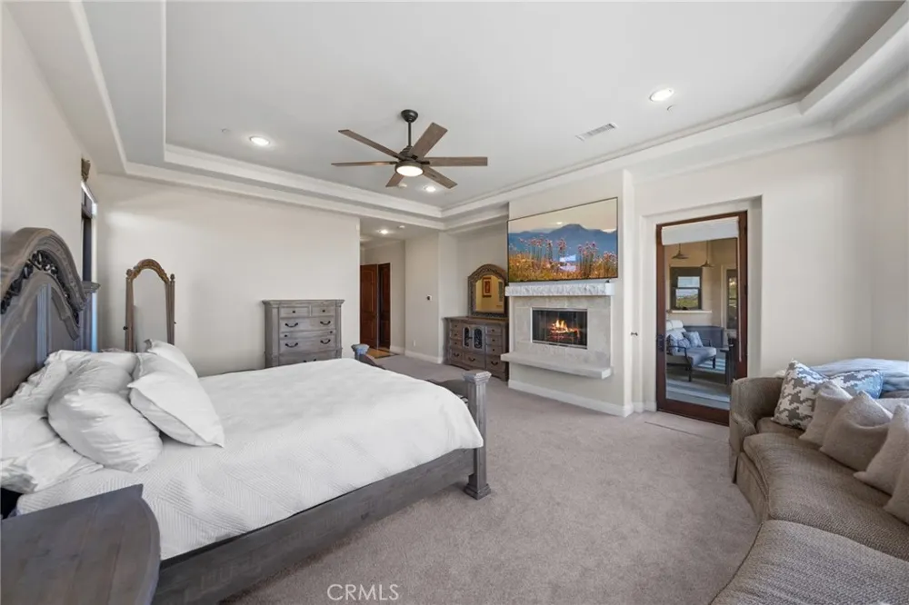 27050 Via Vanessa Temecula, CA 92590