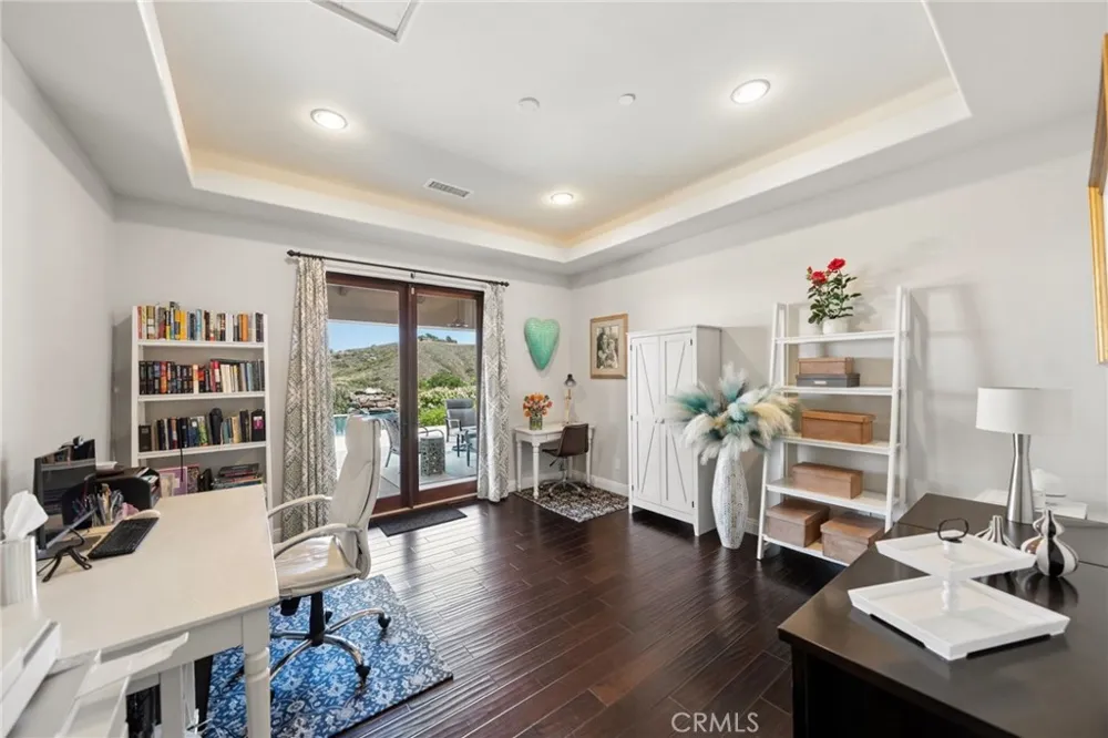 27050 Via Vanessa Temecula, CA 92590