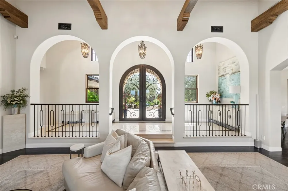 27050 Via Vanessa Temecula, CA 92590