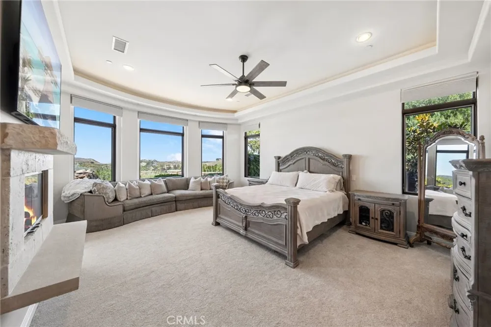 27050 Via Vanessa Temecula, CA 92590