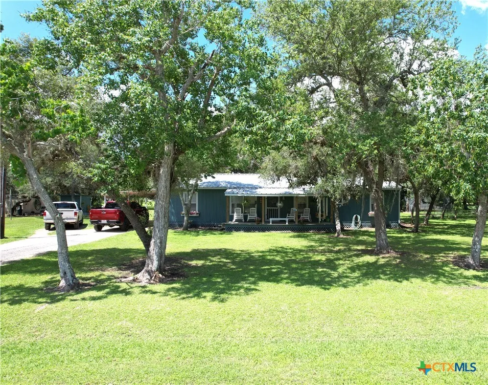 324 Wooldridge Road Seadrift, TX 77983