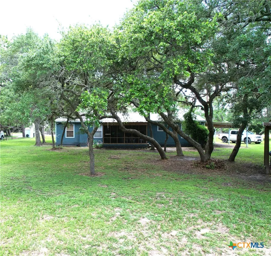 324 Wooldridge Road Seadrift, TX 77983