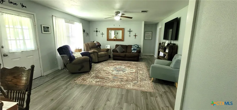 324 Wooldridge Road Seadrift, TX 77983