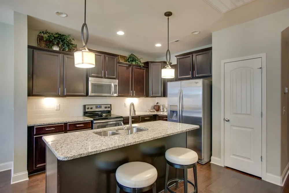 2005 Bungalow Dr Thompsons Station, TN 37179