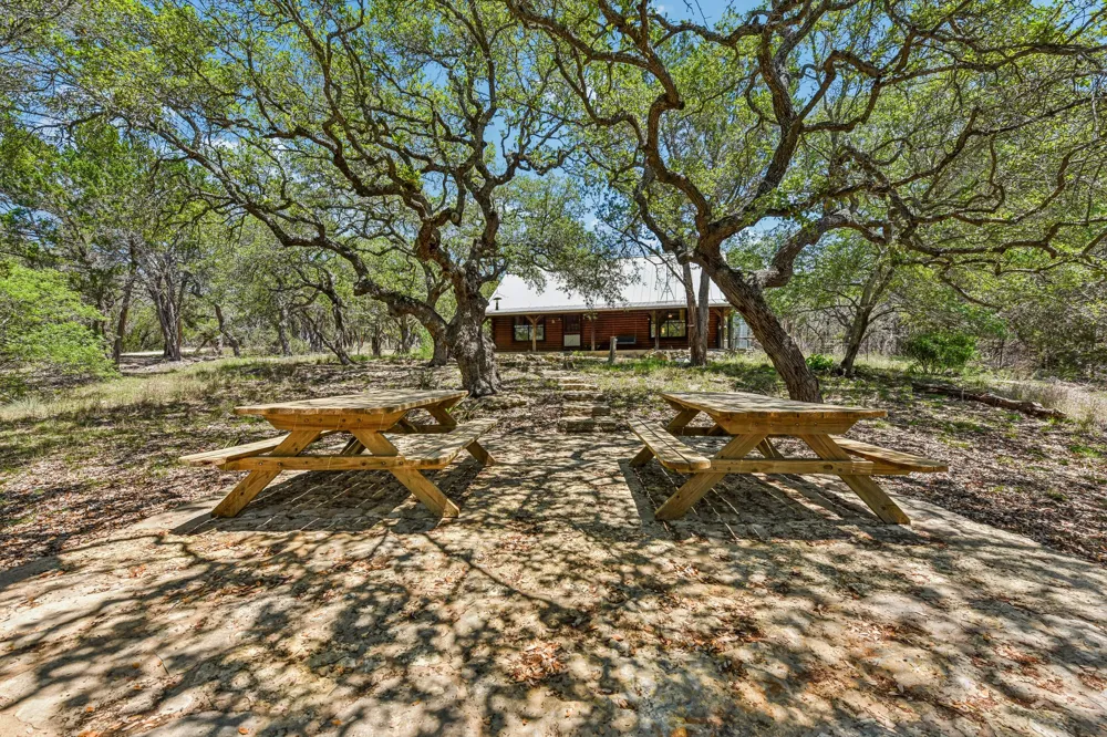 501 Oak Knob Drive Wimberley, TX 78676