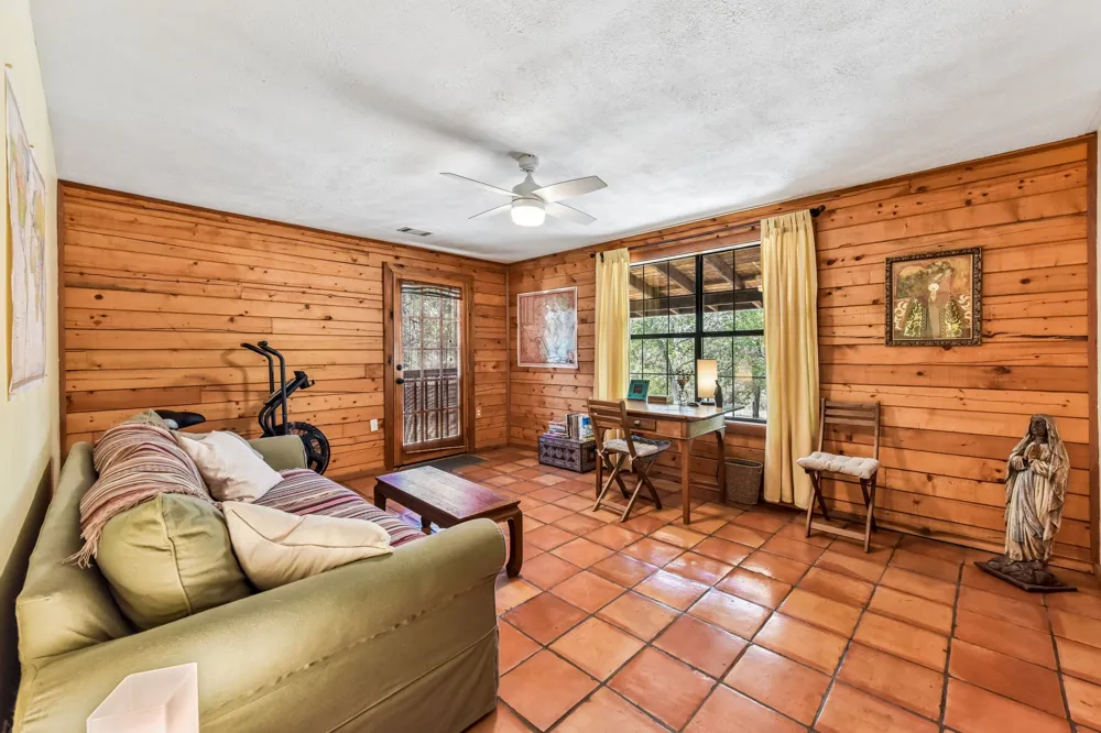 501 Oak Knob Drive Wimberley, TX 78676