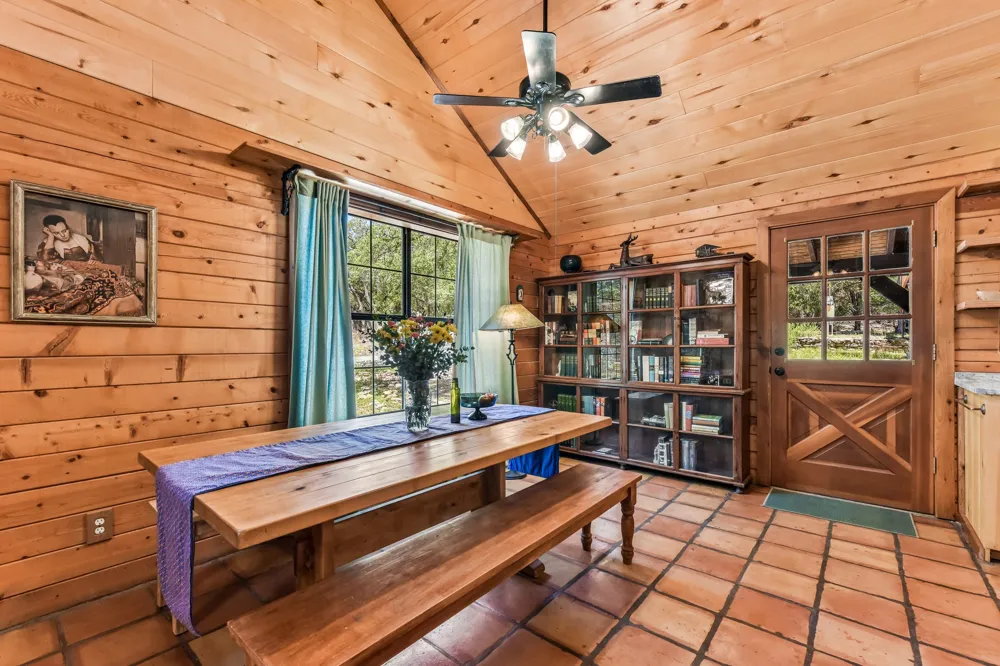 501 Oak Knob Drive Wimberley, TX 78676