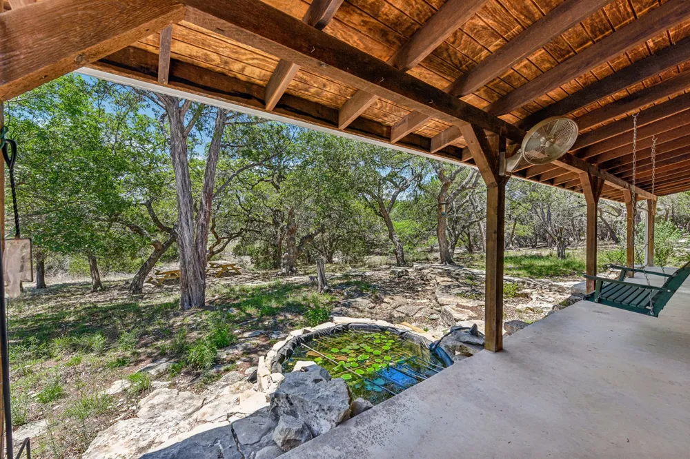 501 Oak Knob Drive Wimberley, TX 78676