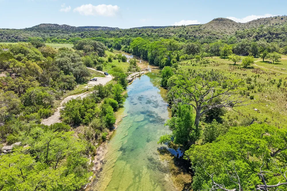 501 Oak Knob Drive Wimberley, TX 78676