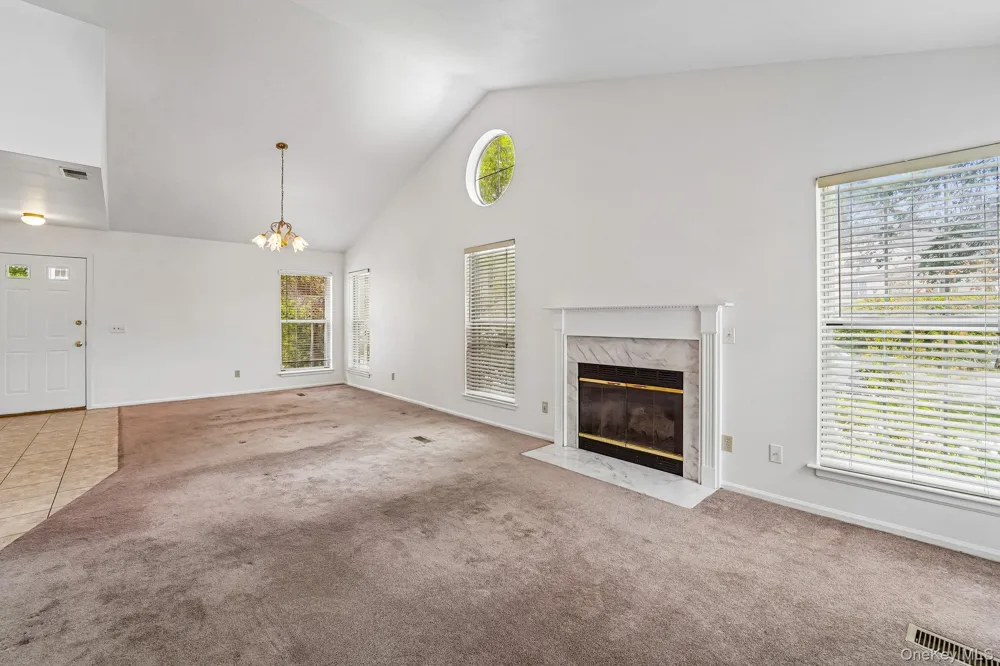50 Olde Wagon Road Warwick, NY 10990