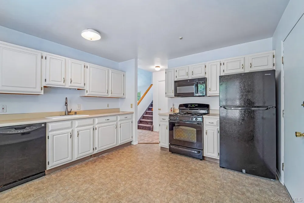 50 Olde Wagon Road Warwick, NY 10990