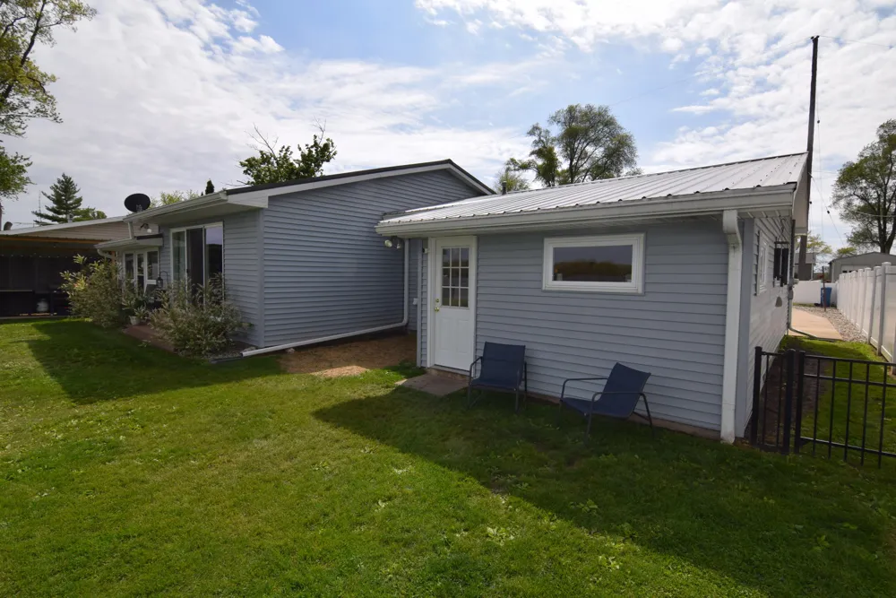 912 West Shore Road Bronson, MI 49028