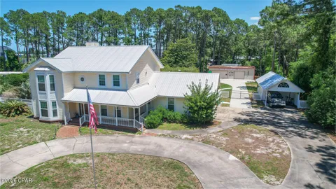 138 Laird Circle