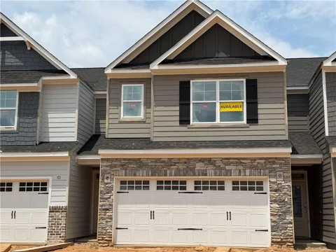 10 Trace Bluff
