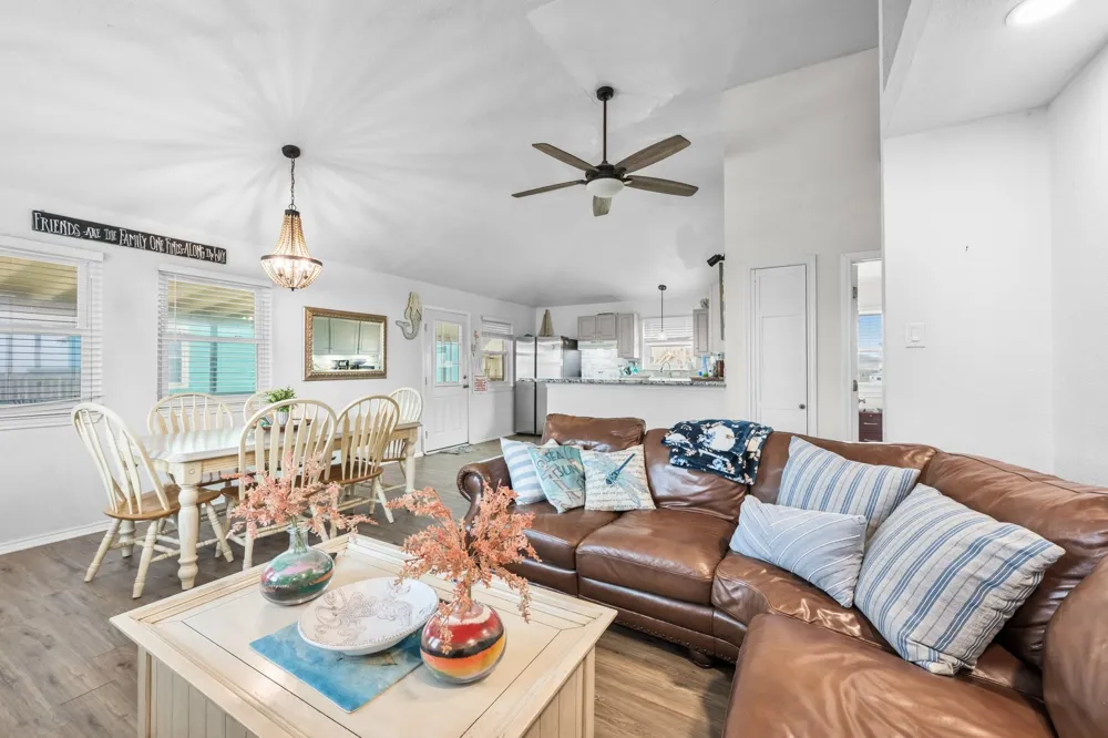 125 Bay Avenue Surfside Beach, TX 77541