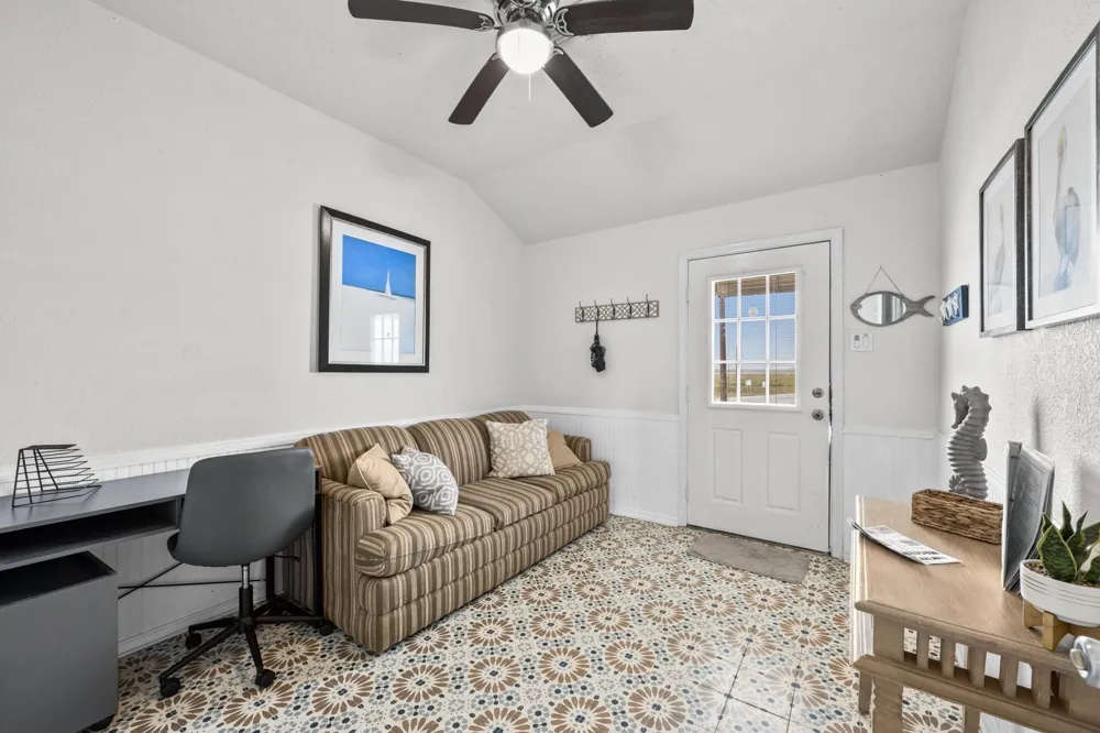 125 Bay Avenue Surfside Beach, TX 77541