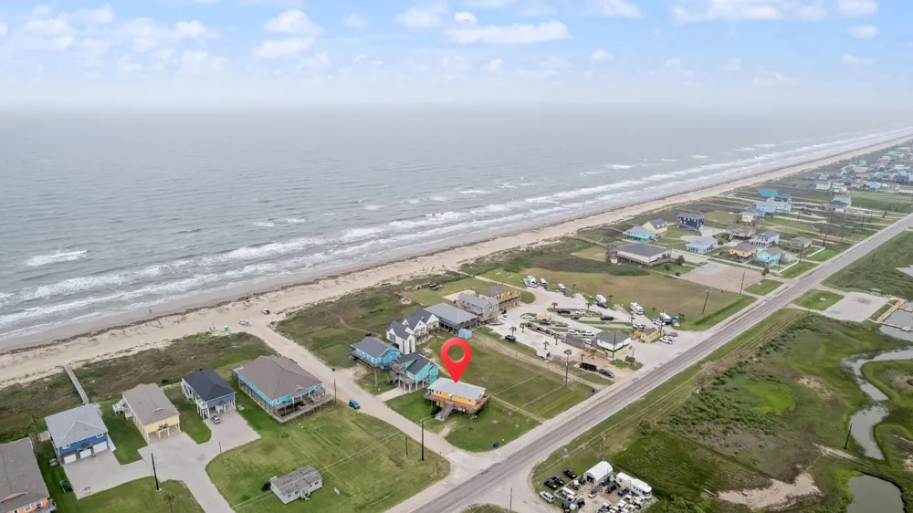 125 Bay Avenue Surfside Beach, TX 77541