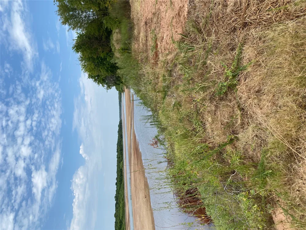 Mac Frazier Road Leon, OK 73441