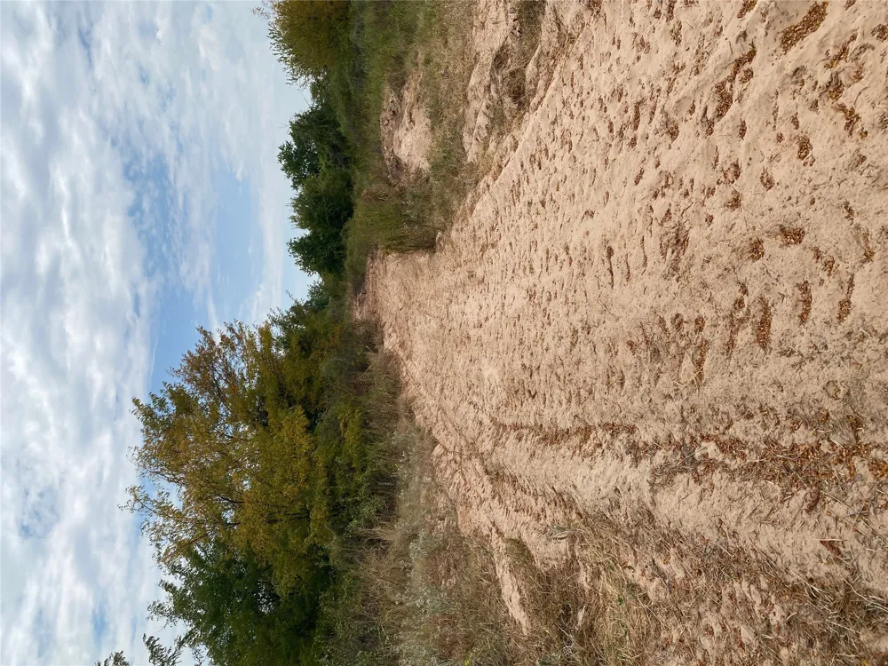 Mac Frazier Road Leon, OK 73441