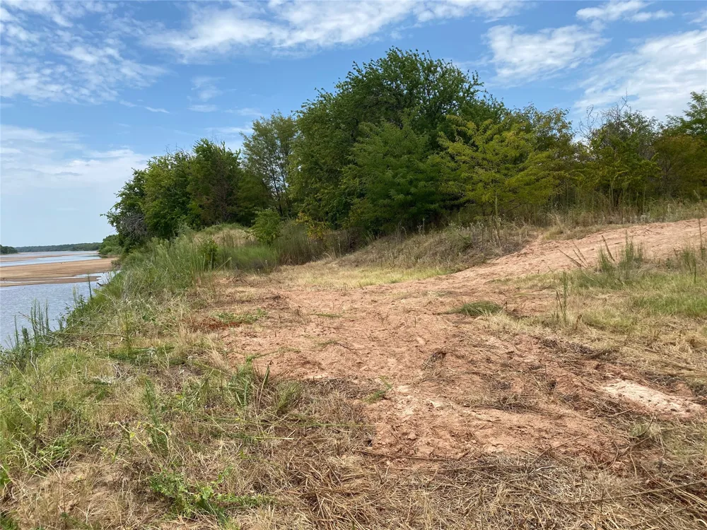 Mac Frazier Road Leon, OK 73441