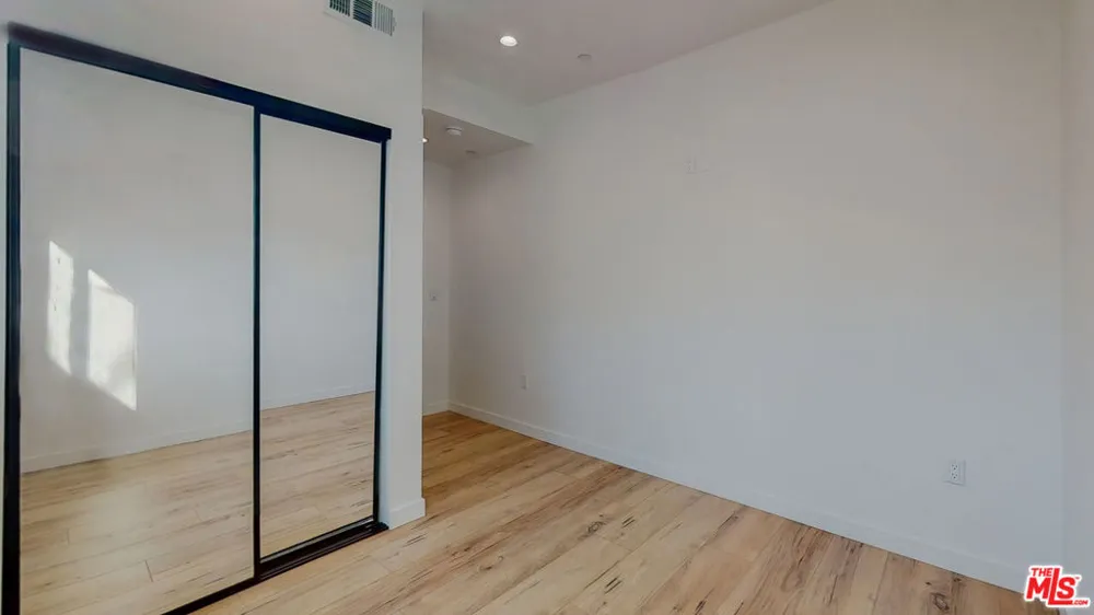 16012 Cantlay Street #A Van Nuys, CA 91406