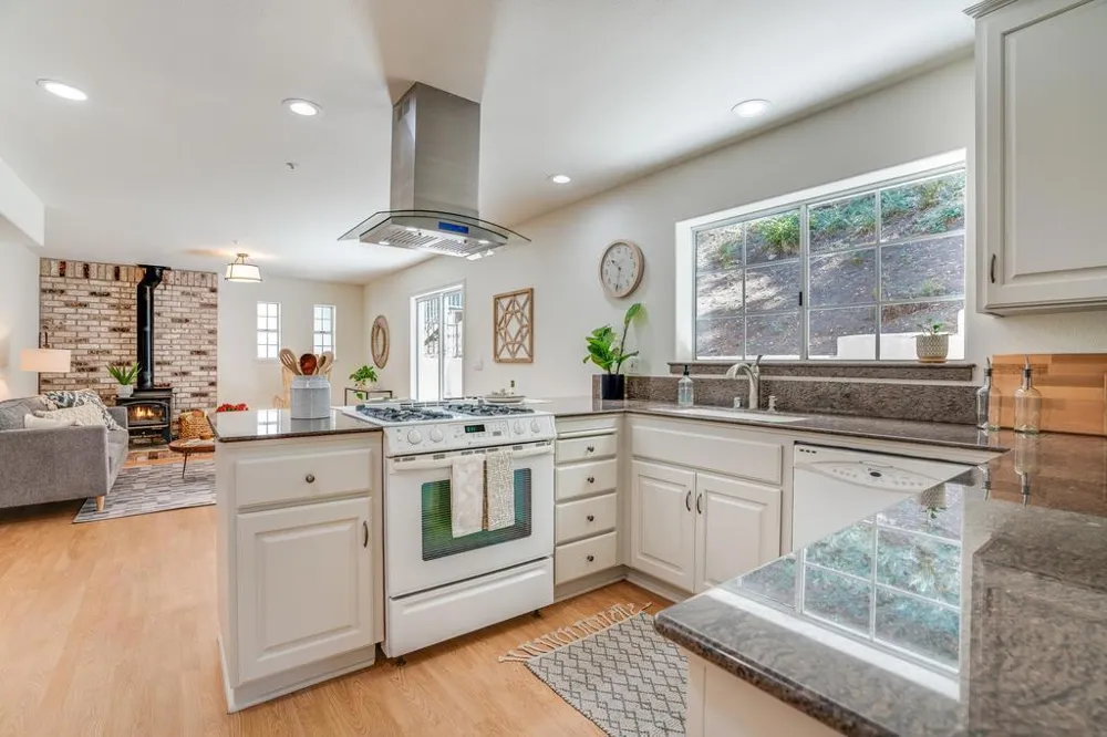 650 Tabor Way Scotts Valley, CA 95066