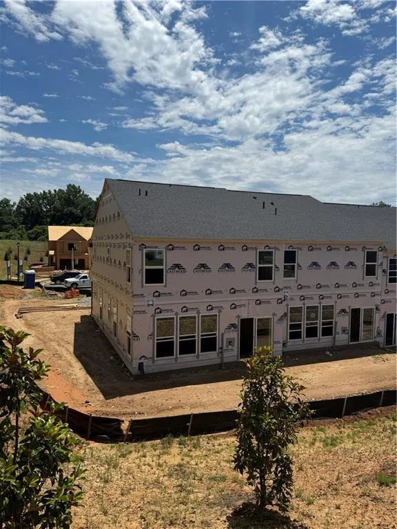 8 Trace Bluff Dawsonville, GA 30534