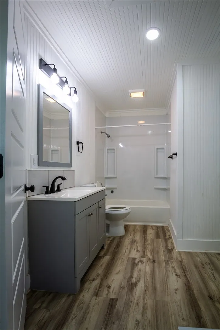 421 South San Patricio Sinton, TX 78387