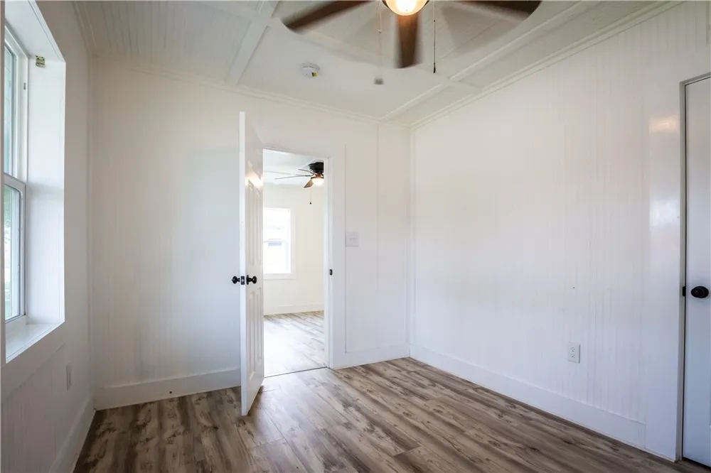 421 South San Patricio Sinton, TX 78387