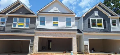 4 Trace Bluff