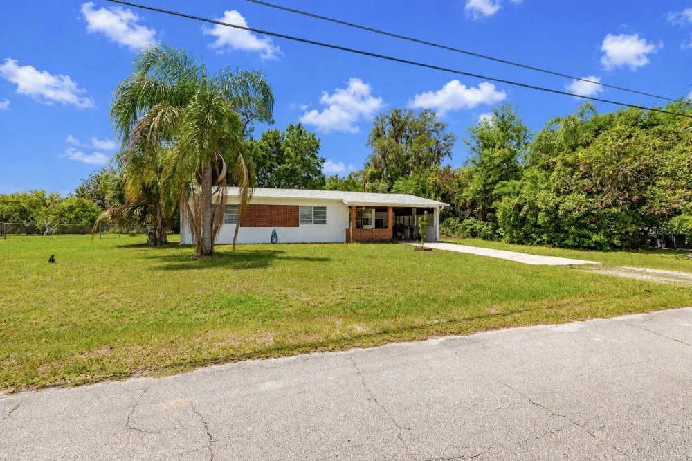 9 SUNSET DRIVE Debary, FL 32713