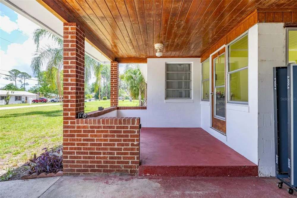 9 SUNSET DRIVE Debary, FL 32713