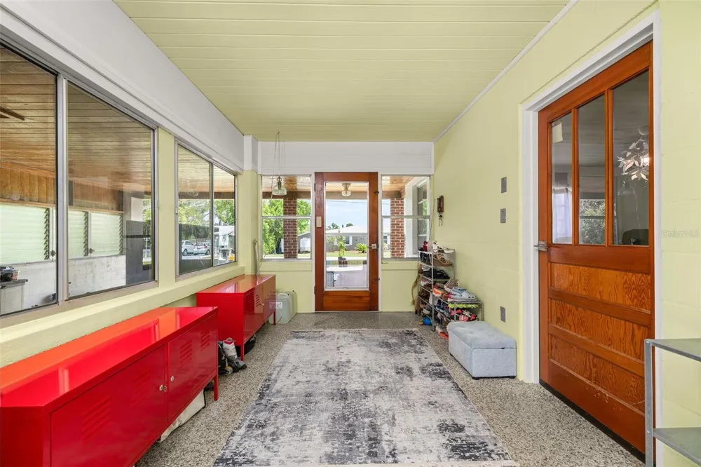 9 SUNSET DRIVE Debary, FL 32713