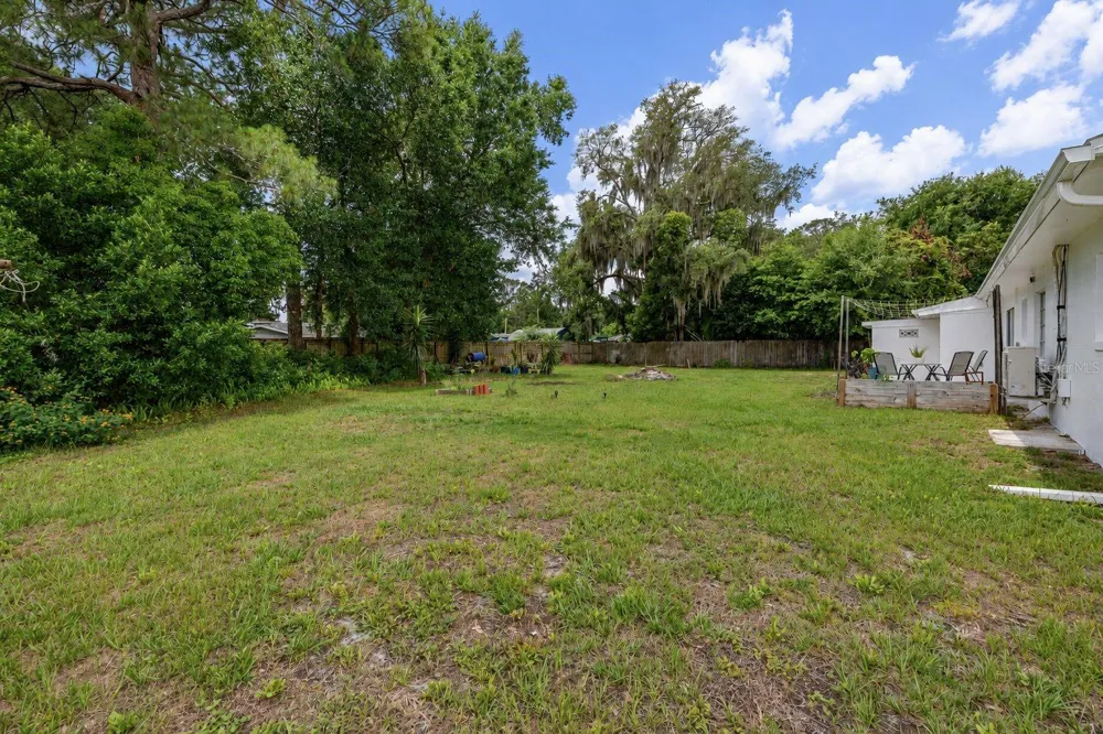 9 SUNSET DRIVE Debary, FL 32713